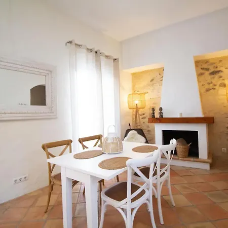 Old Town Comfort With Amazing Views At Silos 5 *