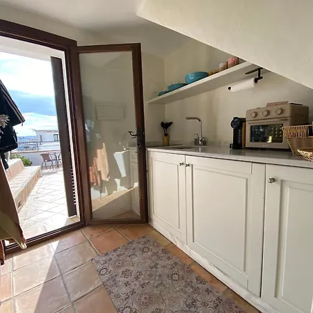 Old Town Comfort With Amazing Views At Silos 5 Apartment
